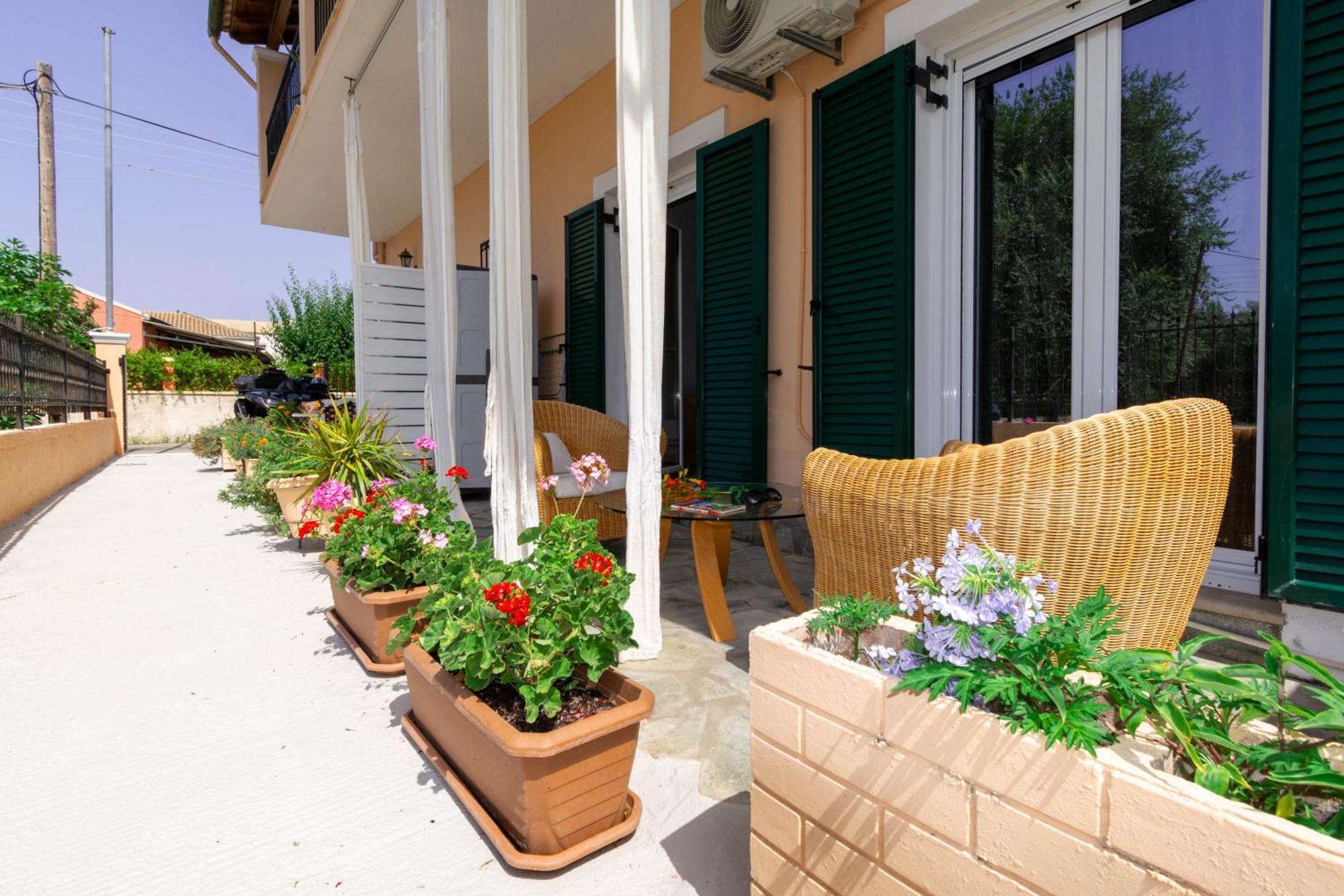 Xenia'S Apartments In Alepou Korfu Dış mekan fotoğraf